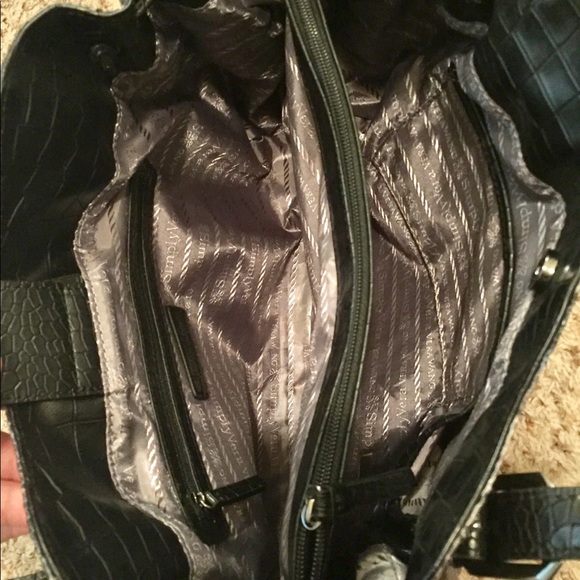 Vera Wang Handbag **NEVER USED** - Picture 4 of 5